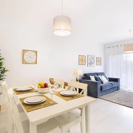 Litoral Mar Dream, 500 Mbs Free Wi-fi, Private Parking, Pool Portimão