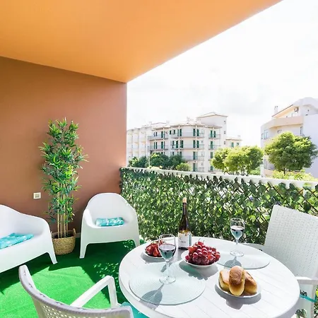 Litoral Mar Dream, 500 Mbs Free Wi-fi, Private Parking, Pool Lejlighed Portimão